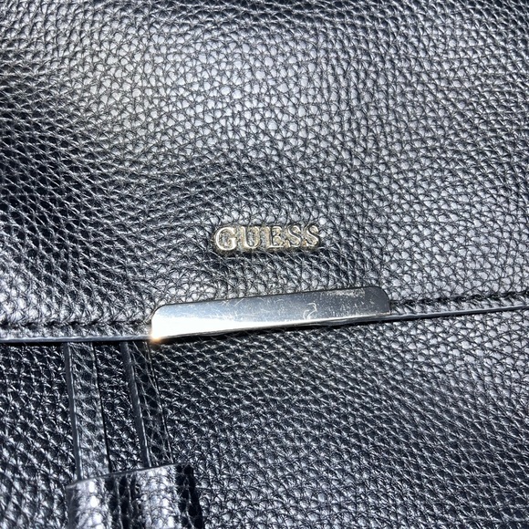 GUESS bucket draw string leather backpack In perfect new condition - Picture 4 of 6